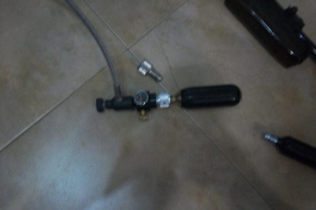 Hola amigos. Tengo una carabina Gamo G-1200 nueva que fue un regalo y se quedó en un armario por el paso 60