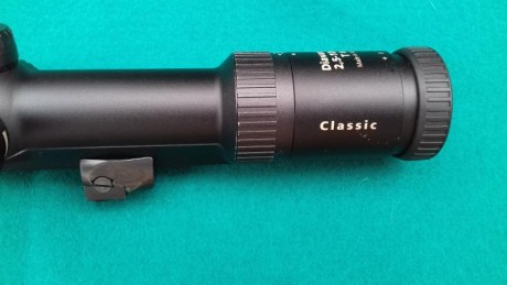   Buenas tardes

Visor Zeiss Classic de carril con retícula iluminada en primer plano. Retícula modelo 00