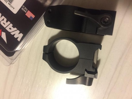 Se venden anillas Warne maxima desmontables, son las altas para visores hasta 56mm de campana y 30mm de 01