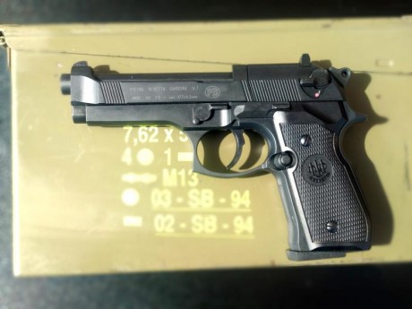 Replica Full metal

Está muy muy nueva, apenas se han tirado unas bombonas.

Calibre 1.77 - 4.5

Se entrega 00