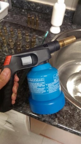 Hola buenas, tengo bastantes vainas del 7 mm rm y probé de pasarlas por el día del 338 win mag, me an 30