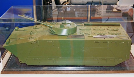 Resumiendo: se pretende mejorar la potencia de fuego y proteción de los BMP-3F, BTR-80 y BTR-82AM

parece 20