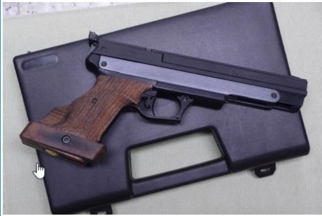 Vendo Gamo Compact en perfecto estado, sin apenas uso, ideal para iniciarse en competicion o para divertirse. 00