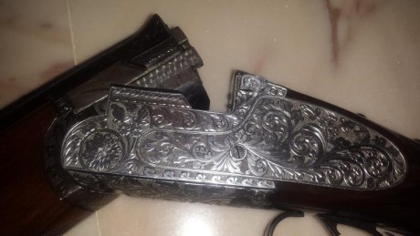Vuelvo a poner a la venta a petición de un familiar una escopeta superpuesta marca felix sarasqueta ,calibre 02