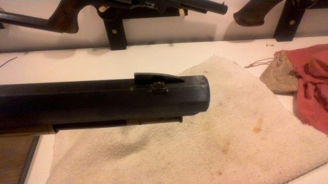 Hola a todos, vendo:
- Hawken Woodsman de ARDESA cal. 45 1/66" Percusión.
Punto de mira original 22