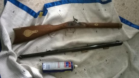 Hola a todos, vendo:
- Hawken Woodsman de ARDESA cal. 45 1/66" Percusión.
Punto de mira original 21