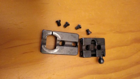 Muy buenas:
Pongo en venta unas bases appel que estaban montadas en un Browning Bar1.
Precio 50€.
Saludos. 00
