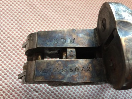 Buenos días,

Quería saber si me podríais ayudar a identificar esta escopeta Arrieta que yo creo debe 02