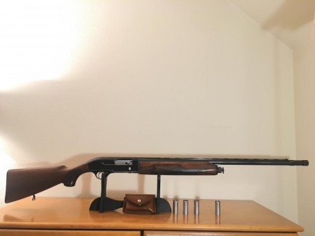 Vendo semiautomatica marca  BERETTA MOD A300  
Escopeta fuera de serie con barichoque exterior y boquillas 02