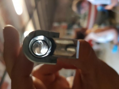 Arma en excelente estado, practicamente nueva, con maletin original sps. No ha disparado ni 50 disparos. 20