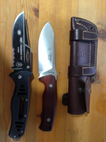 Navaja cqt-magnum 747                    ……………..   50,00 Eur.
Extrema ratio mod.adra. ……………………………..  250,00 01