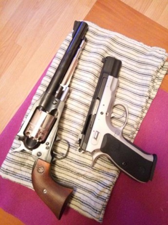 Ruger Old Army conmemorativo del Segundo Centenario de la independencia de los Estados Unidos de Norteamérica. 20