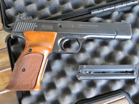 Pues vendo mi pistola S&W MOD. 41 en muy buen estado soy el segundo y afortunado propietario el arma 02
