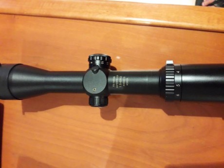 Vendo visor bushnell trophy xlt 1,5-6x42 ret ilu a4 .el valor en tienda supera los 300..yo lo dejaria 01