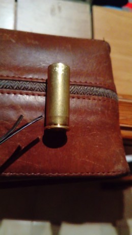 Tengo un compañero q esta empezando con la recarga y ha tenido problemas de expulsión. Esta usando Hornady 30