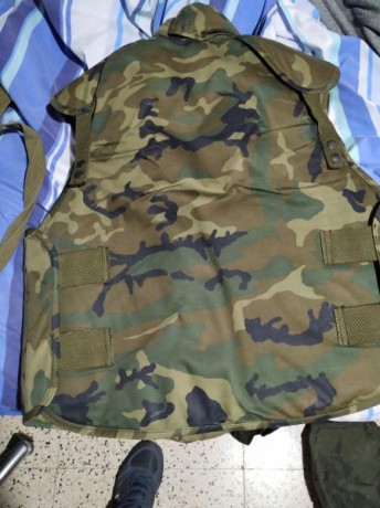 Vendo este Chaleco antifragmentos del ET de los años 90, en perfecto estado, nuevo. Talla G.
  50 €  , 01