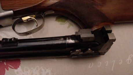 Se vende escopeta tiro al plato  Browning B425 Grade 1 (Citori) Trap, 76 Cm de cañón, calibre 12, cañón 82