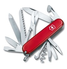 Buenas tardes compañeros, hace dos semanas me robaron el coche, y con el mi querida victorinox ranger, 20