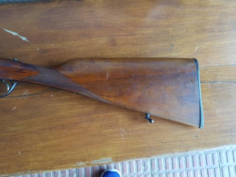 VENDO O CAMBIO ESCOPETA LARRAÑAGA 12 MENOR,12  CHICA.Vendo por 300 €. O cambio por escipeta repetidora 21