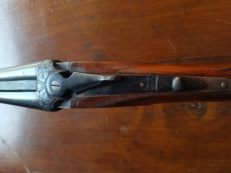 VENDO O CAMBIO ESCOPETA LARRAÑAGA 12 MENOR,12  CHICA.Vendo por 300 €. O cambio por escipeta repetidora 41