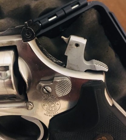   VENDIDO    VENDO REVOLVER SMITH & WESSON 686. PRECIO 400€ 

Cañón de 6" diseñado para disparar 11
