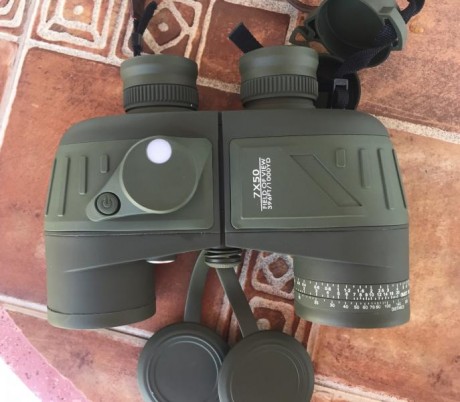 Magnifico prismatico igual que nuevo, 7x50 Military con Compas y reticula iluminada. Luminosidad excelente 00