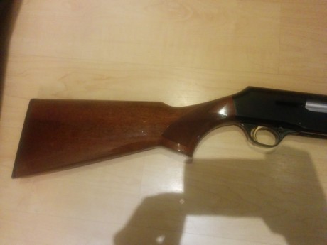 Hola compañeros:

Pongo a la venta una magnífica escopeta Browning B80 del calibre 12/70, con cañón de 02