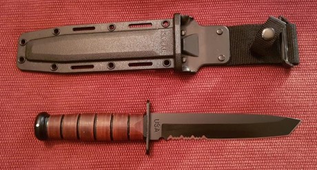  Hola compañeros. Vendo este modelo de KA BAR ya descatalogado y apenas usado,  como nuevo. Acero 1095 02