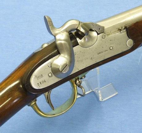 Voy a colocar unas fotos de un arma larga alemana de llave de mecha del siglo XVI. 40
