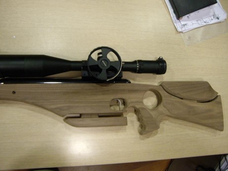 Lo dicho, voy a intentar fabricar dos culatas en serie, seran en madera de nogal americano con barniz 102
