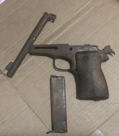 Buenas noches:
Cordial saludo a todos los integrantes del foro. Me encanta saber sobre armas. Pero mi 00