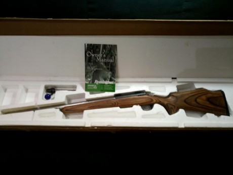 Pongo a la venta una carabina Remington 22Lr. con cañon Match pesado y flutet en inox.
Es el modelo 504-T 40