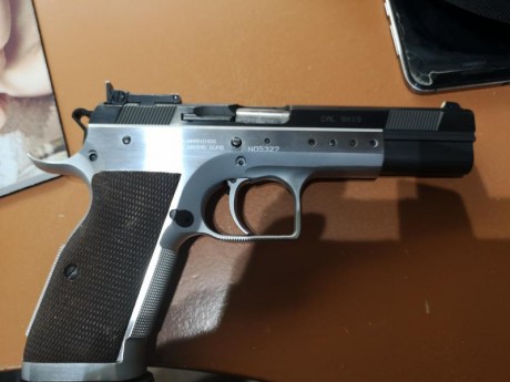 hola cambio tanfoglio limited 9mm por pistola con carro del 22 escucho ofertas con 2 cargadores y maletin 60