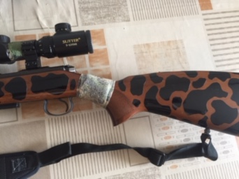 Vendo carabina ceska 452 luxe calibre 22lr, está guiada en E y se encuentra en la ciudad de Elche ( Alicante), 21