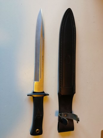 Hola a todos.
Vendo cuchillo Muela Scorpion de 26cm de hoja.
Nuevo, nunca usado. 39 € + portes.
Un saludo. 01