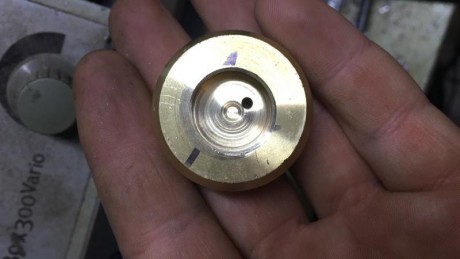 Bueno pues a petición de un amigo pongo el proceso de fabricación de dicho adaptador 12