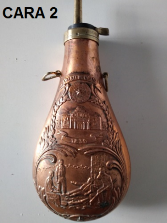  Polvorera fabricada a mediados de los 60 muy bien conservada, realizada con piezas de bronce y cobre 01