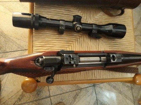 VENDO o CAMBIO   por rifle semiautomatico cal. 30-06. Rifle SAKO cal. 300 wm. Modelo l61r. Tiene bases 11