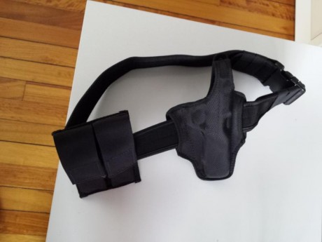 Funda, portacargador doble y cinturón táctico para colt 1911 y dos cargadores. Va como un guante, nylon 00