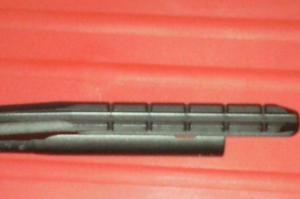 Mi semiautomatica winchester sx3 tiene un cañon rayado que lleva incorporado un carril para colocar un 01