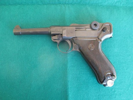 Buenas noches ,quisiera poner a la venta una Luger P-08 ,pero no soy capaz de pasar las fotos ,necesito 01