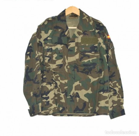 Se venden uniformes boscoso pixelados ejercito español talla 3L (equivalente a XL) NUEVO SIN ESTRENAR
Están 00