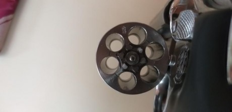 Hola, vendo revolver Smith & Wesson modelo 686 de 4 pulgadas, perfecto estado, está pulido a espejo 50