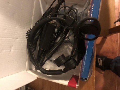 Buenas
Pongo en venta equipo de cominicaciones
Usado dos veces en partidas de airsoft
Perfecto estaso
100€ 00