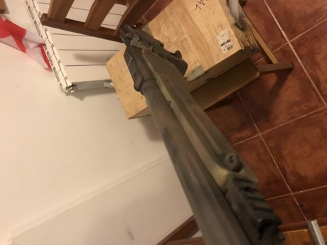 En venta rifle de sniper L96 
Gatillo metalico 
Pintura ocultacion 
Poco uso
70€ 00