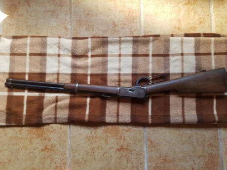VENDIDO

Vendo/cambio Winchester modelo 1892 en calibre 44-40. 
Guiado en D.
Se fabrico en el año 1918 00