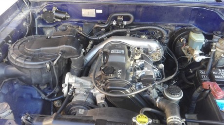 Saludos un amigo vende este maravilloso toyota,con motor nuevo mas amortiguadores,ruedas....Vamos un coche 01