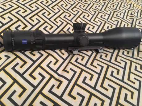 vendo visor zeiss v6 2.5x15x56 con torreta asv, y carril.
reticula iluminada

con montura blaser incluida

el 11