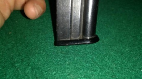 Vendo cargador para carabina Anschutz me parece que vale para la 520/525, el cargador tiene el plástico 20