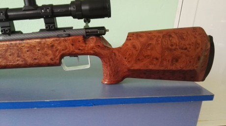 un amigo del club ( el de siempre ) me pide que le ponga a la venta esta magnifica carabina anschutz 54 21